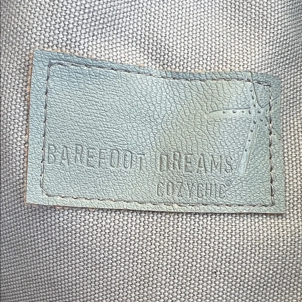 Barefoot Dreams cozy chic Tote Bag - Picture 2 of 6